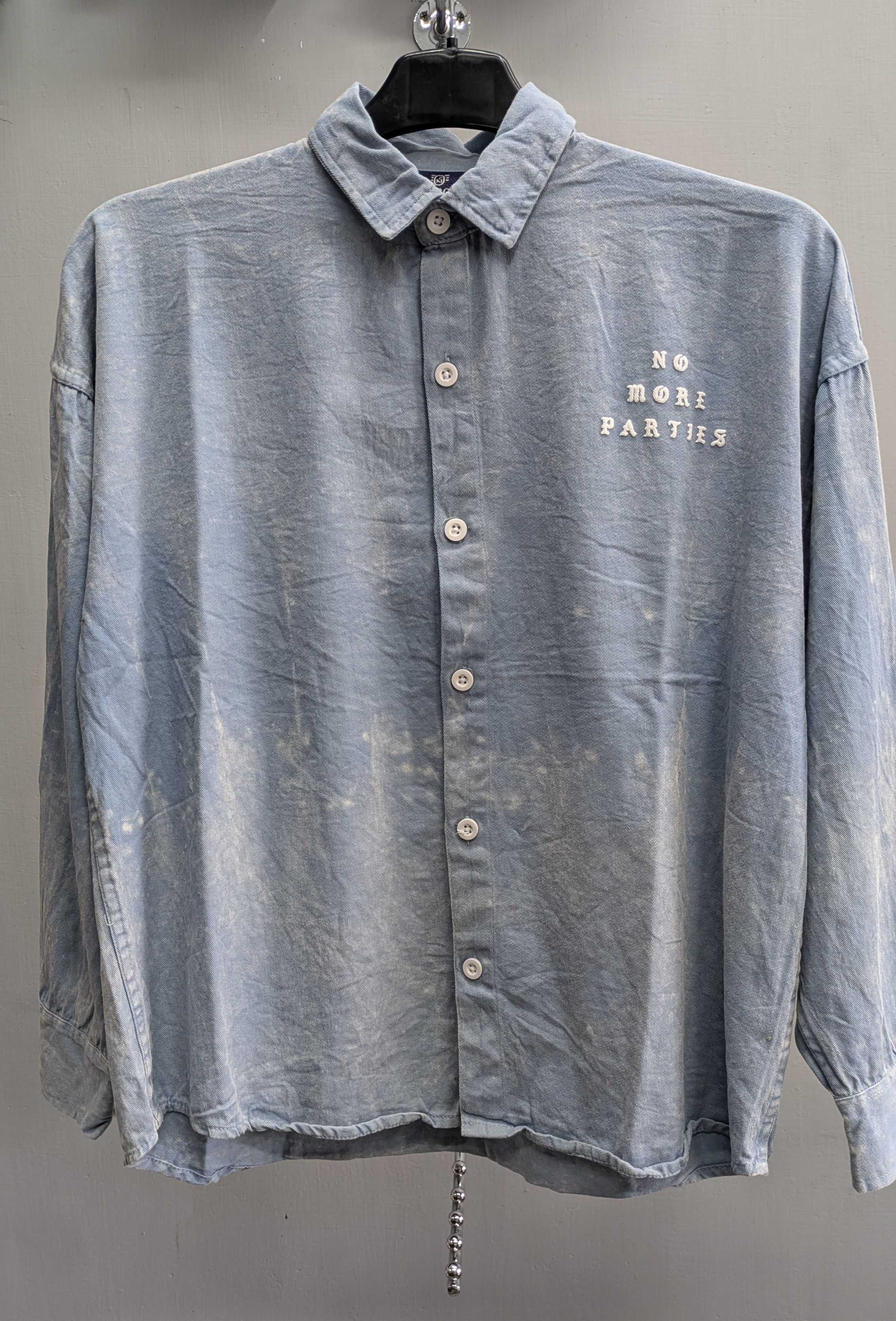 Baggy fit acid wash faded blue